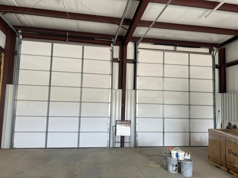 More Photos Of 3450 W 151st St S, Kiefer Warehouse For Lease