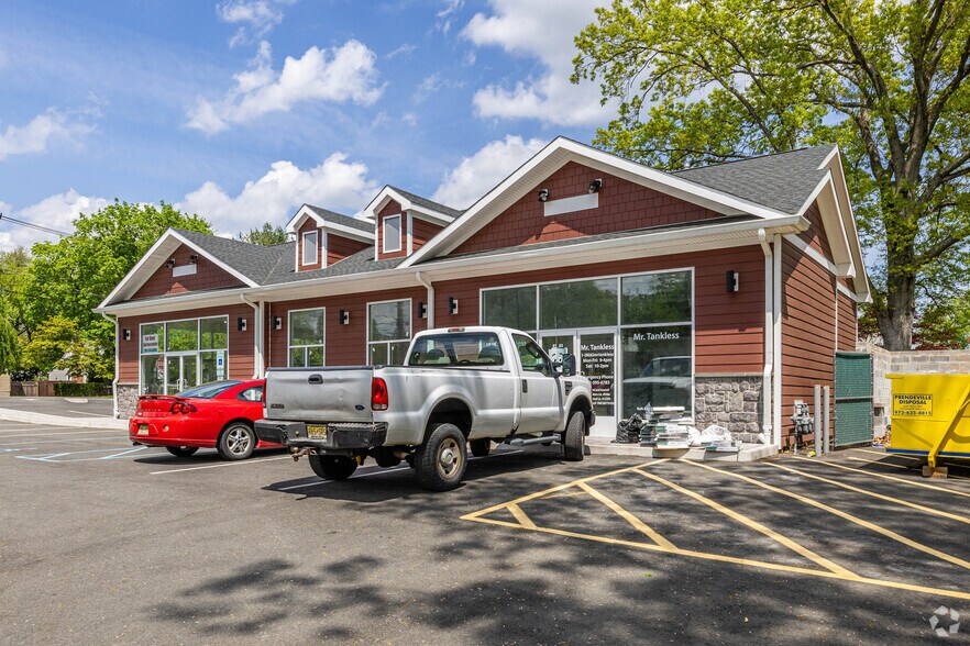 More Photos Of 1684 Springfield Ave, New Providence Storefront Retail Office For Lease