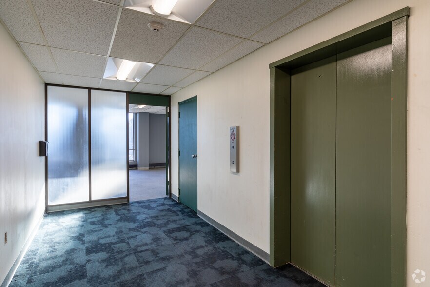 More Photos Of 101 Water St, Norwich Office For Sale