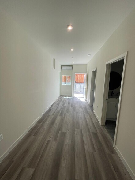 More Photos Of 4546 W 17th St, Los Angeles Apartments For Sale