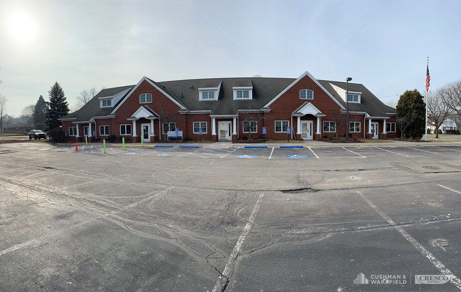 More Photos Of 1162-1170 Cleveland Ave, Amherst Medical For Lease