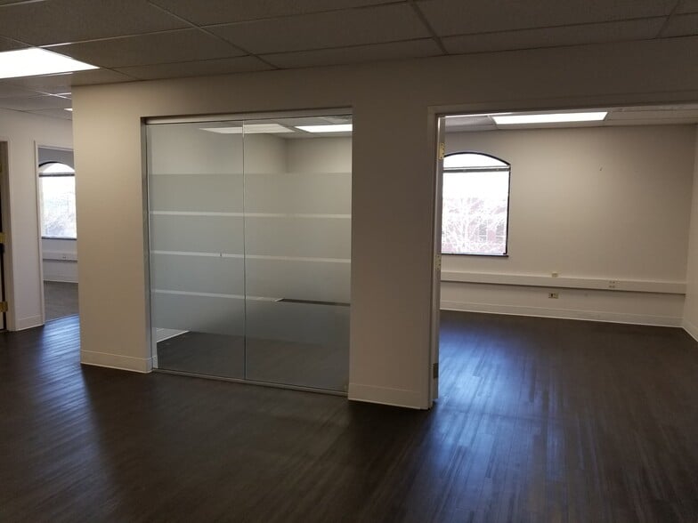 More Photos Of 15850 W Bluemound Rd, Brookfield Loft Creative Space For Lease