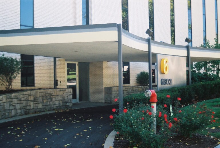 More Photos Of 6811 Shawnee Mission Pky, Overland Park Unknown For Sale