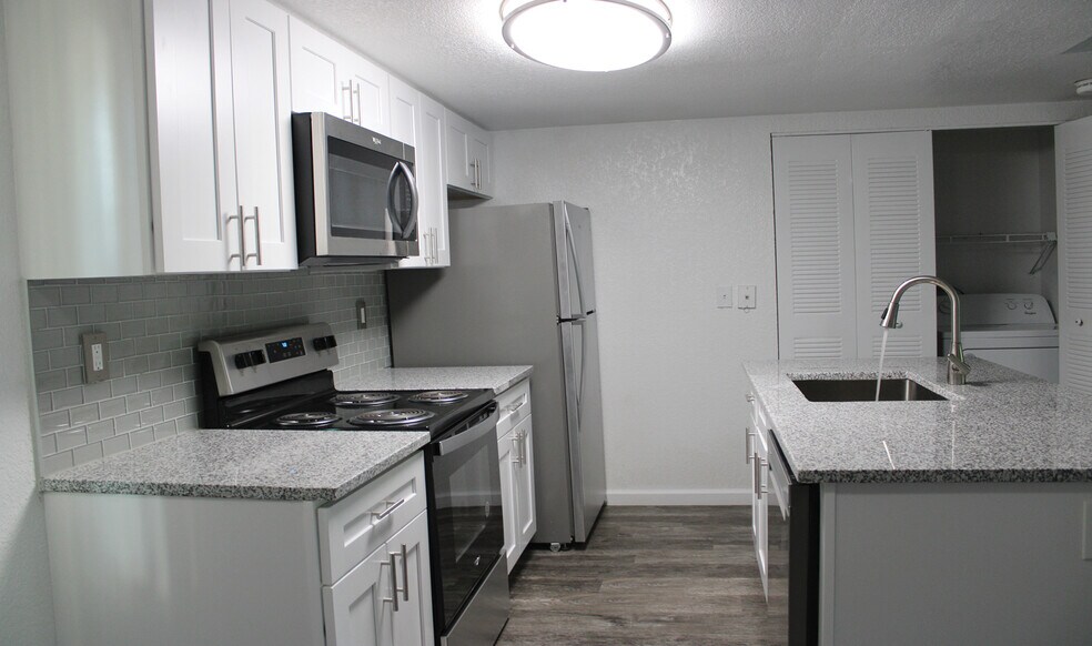More Photos Of 16321 Bolesta Rd, Clearwater Apartments For Sale