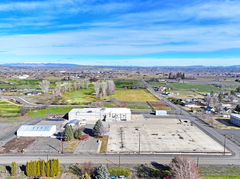 More Photos Of 8603 Ahtanum Rd, Yakima Warehouse For Lease