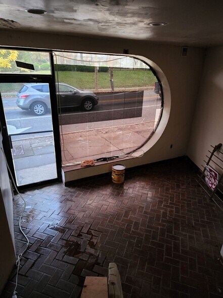 More Photos Of 3006 Harrison Ave, Cincinnati Storefront For Sale
