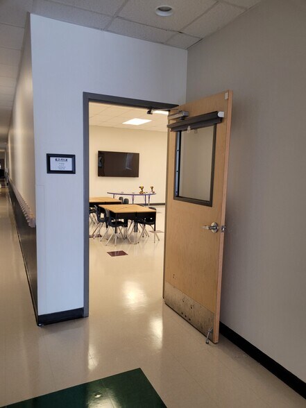 More Photos Of 2435 E Pecan Rd, Phoenix Specialty For Sale