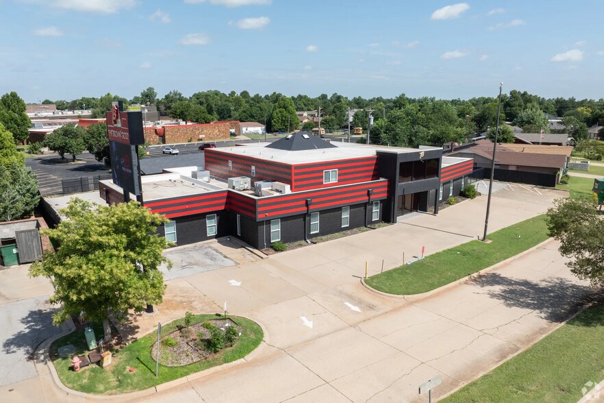 Primary Photo Of 6001 Nw Expressway, Oklahoma City Office For Sale