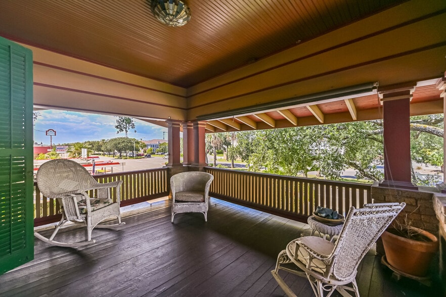 More Photos Of 2911 Broadway St, Galveston Specialty For Sale