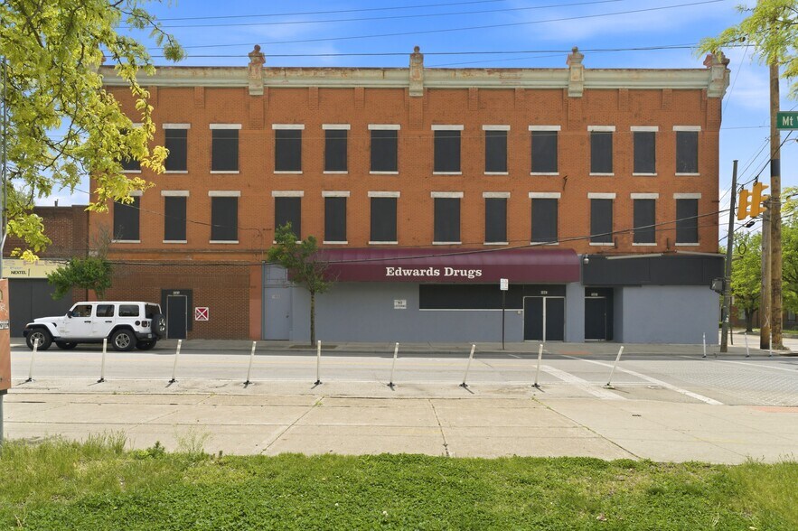 More Photos Of 1081-1087 Mt Vernon ave, Columbus Flex For Sale
