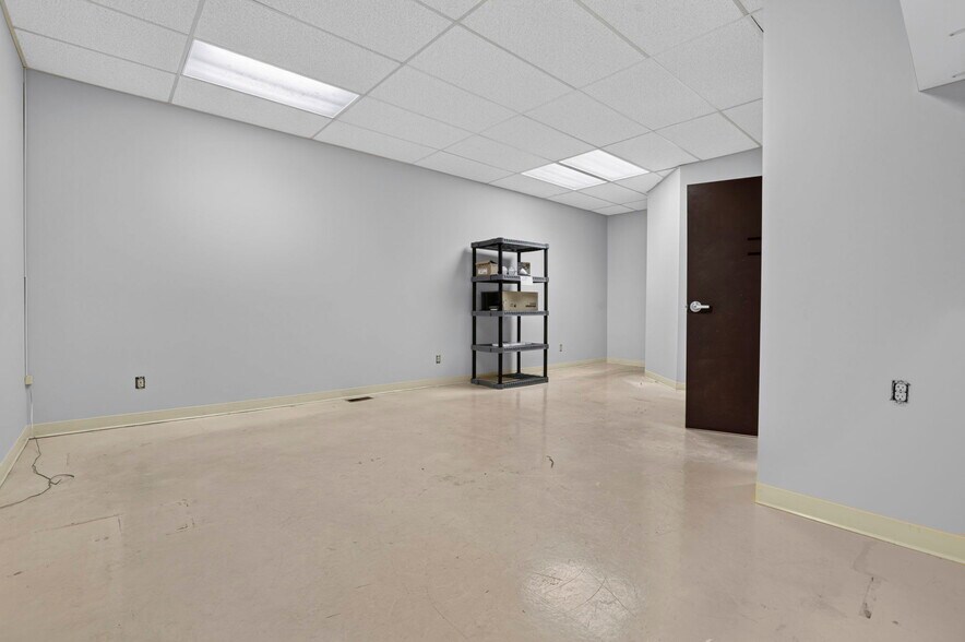 More Photos Of 3900 E Livingston Ave, Columbus Medical For Sale