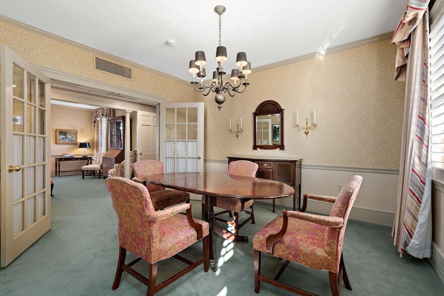 More Photos Of 1442 Coraopolis Heights Rd, Moon Township Hospitality For Sale