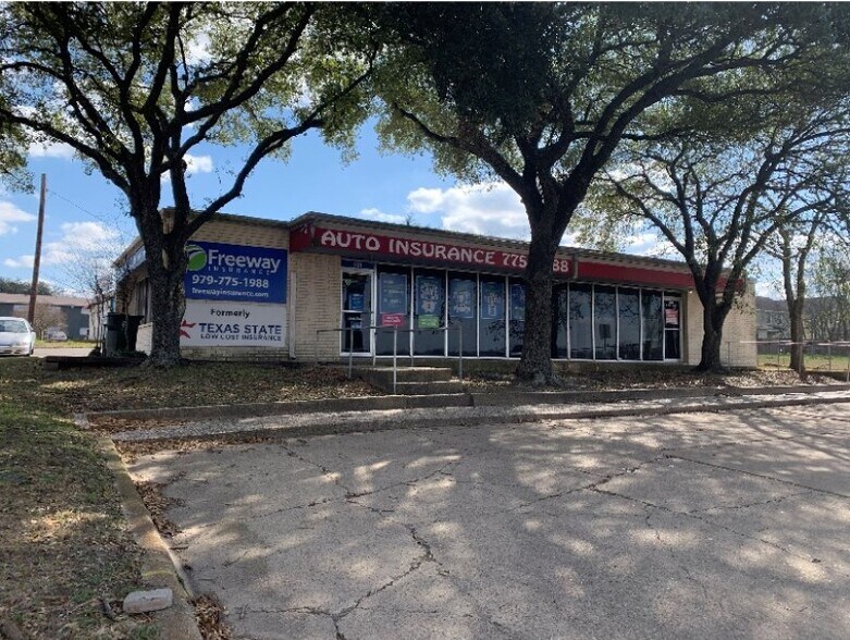 More Photos Of 101 W Villa Maria Rd, Bryan Office For Lease