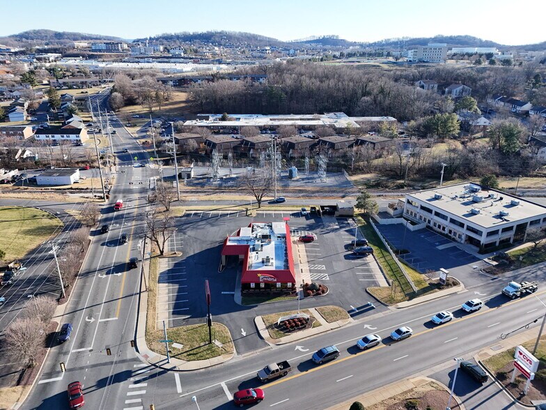 More Photos Of 785 Martin Luther King Jr Way, Harrisonburg Fast Food For Lease