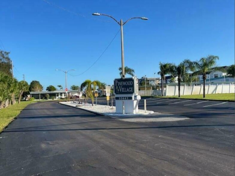 More Photos Of 10441 Gandy Blvd N, Saint Petersburg Manufactured Housing Mobile Home Park For Sale