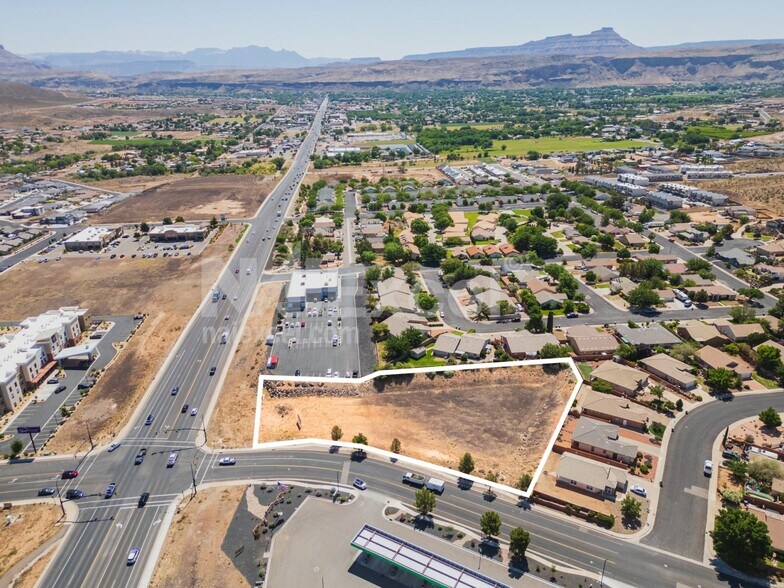 More Photos Of SR-9 and Rlington pkwy, Hurricane Office For Sale