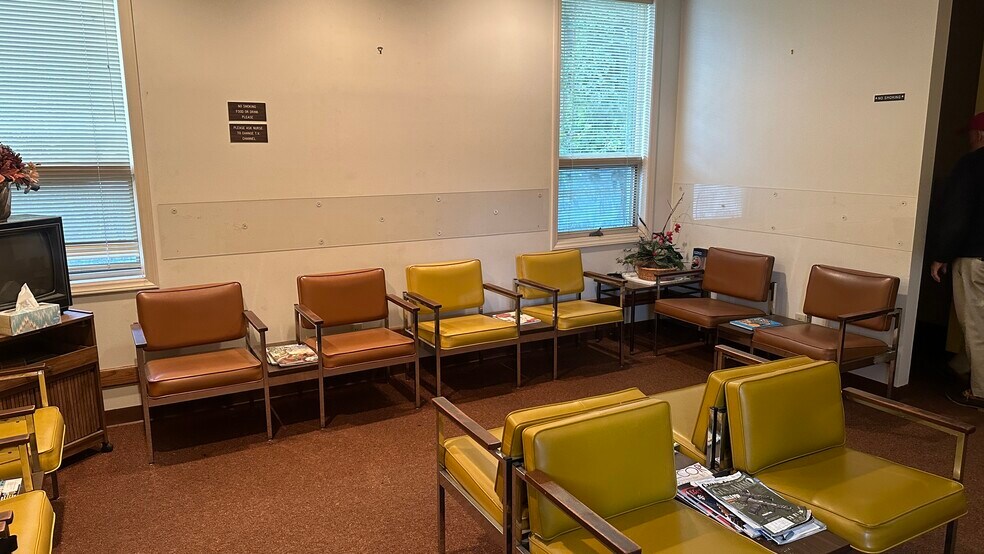 More Photos Of 812 S Main St, Cedartown Healthcare For Sale