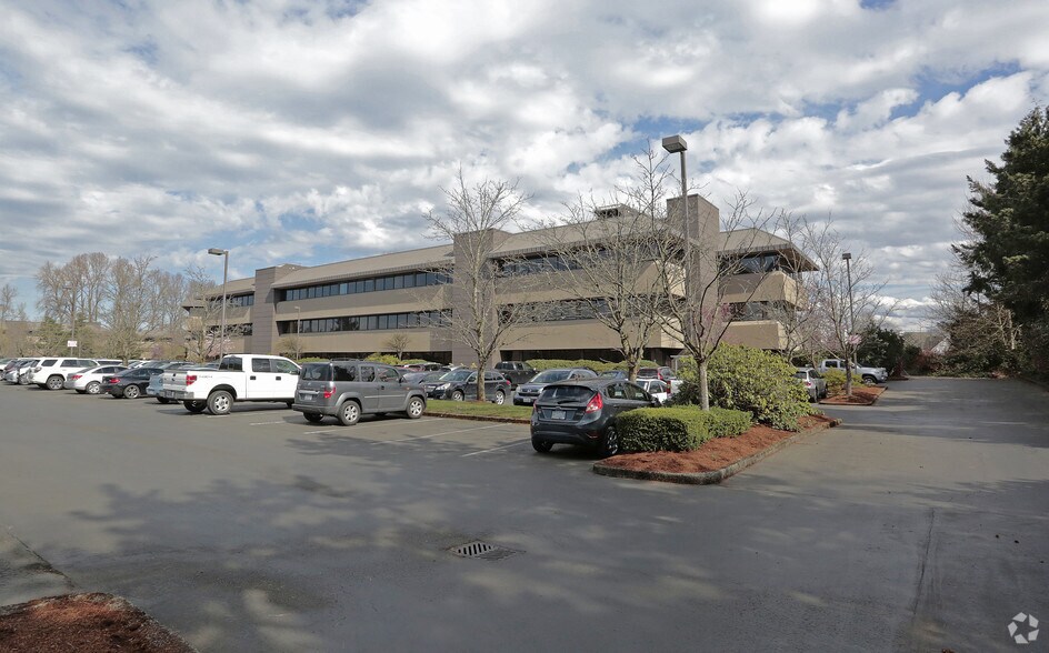 More Photos Of 16300 Christensen Rd, Tukwila Office For Lease