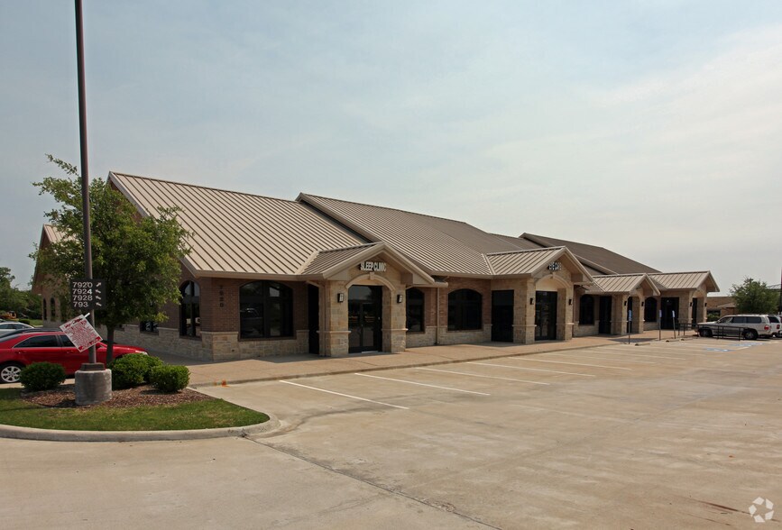 More Photos Of 7920 Preston Rd, Plano Medical For Lease