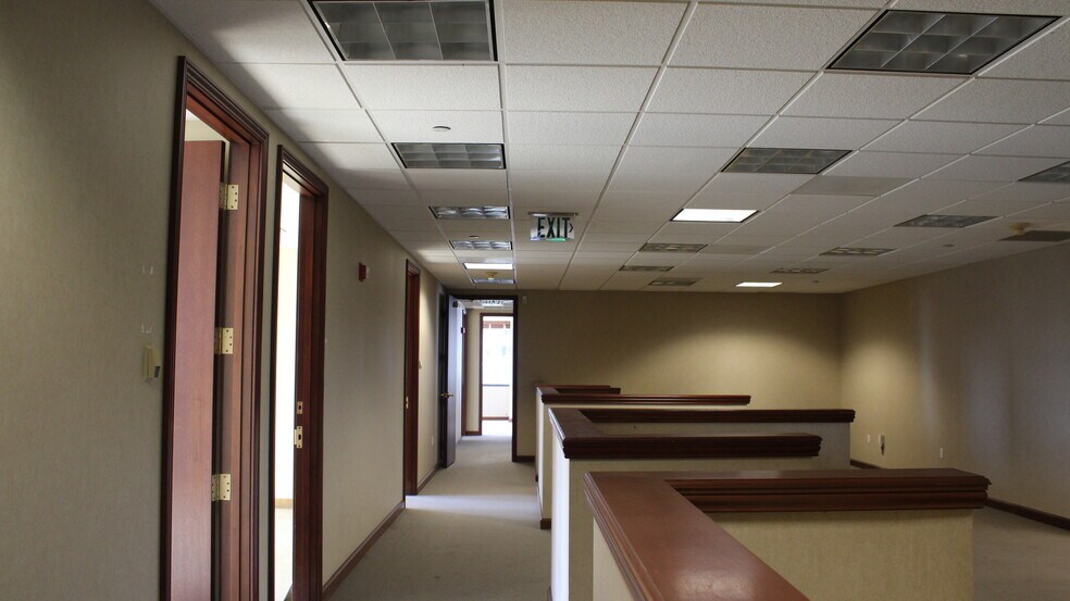 More Photos Of 1200 Brickell Ave, Miami Office For Sale