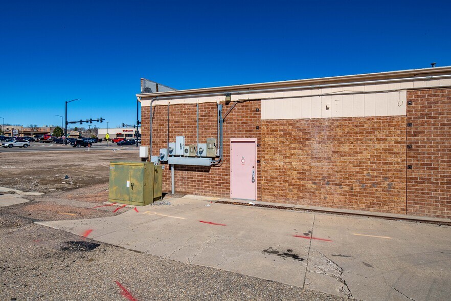 More Photos Of 1716 W US Highway 50, Pueblo General Retail For Lease