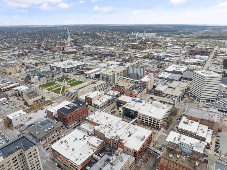 More Photos Of 221 3rd Ave SE, Cedar Rapids Unknown For Lease