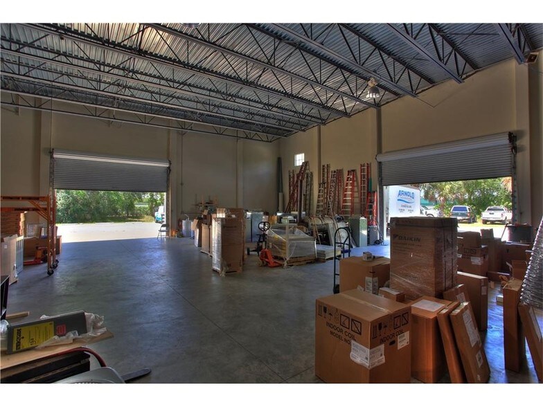 More Photos Of 181 Sebastian Blvd, Sebastian Light Manufacturing For Sale