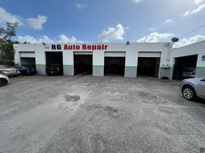 More Photos Of 2130 Johnson St, Hollywood Warehouse For Sale