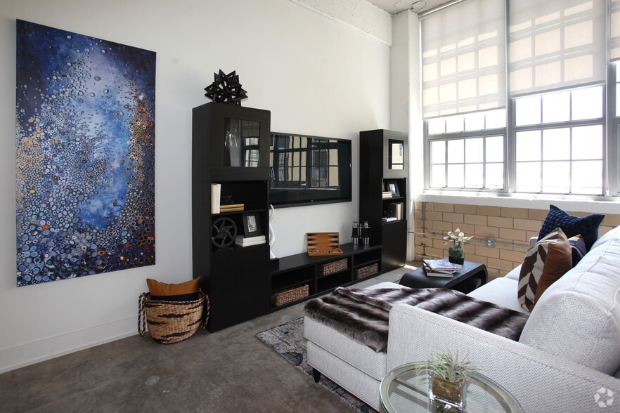 More Photos Of 575 E 4th St, Winston-Salem Apartments For Lease