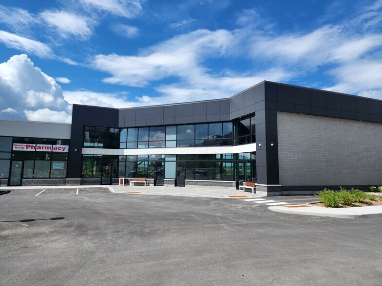 More Photos Of 471 Terry Fox Dr, Kanata General Retail For Lease
