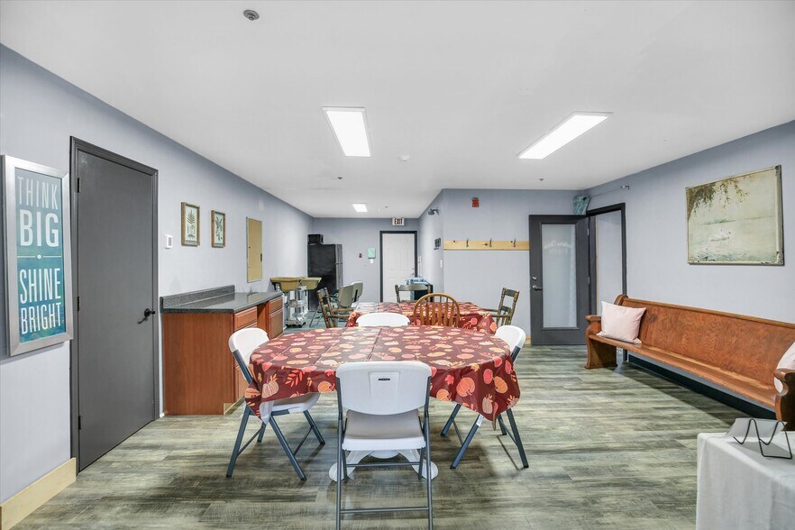 More Photos Of 808 N 3rd St, Saint Joseph Apartments For Sale