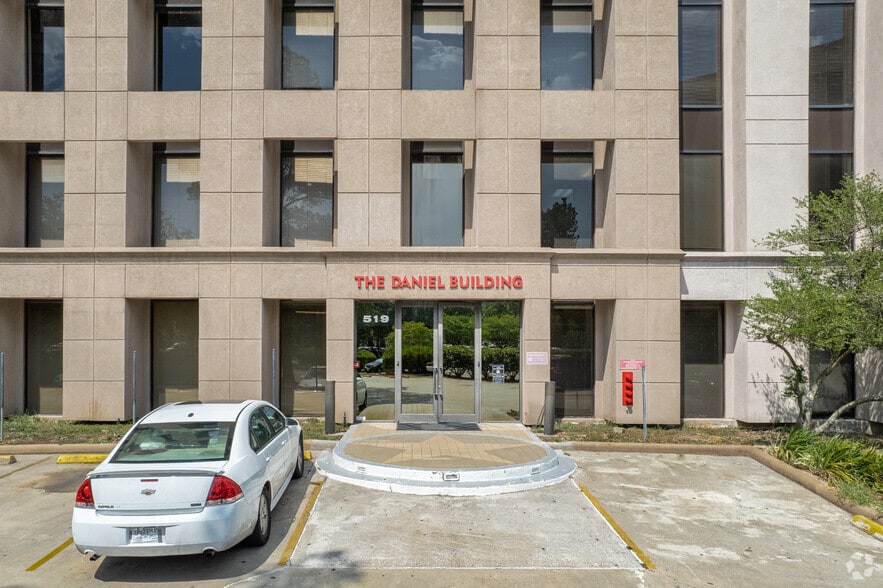 More Photos Of 519 N Sam Houston Pky E, Houston Medical For Lease