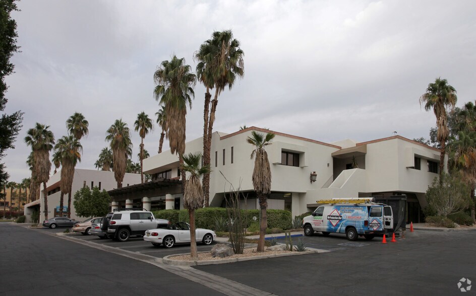More Photos Of 901 E Tahquitz Canyon Way, Palm Springs Office For Lease