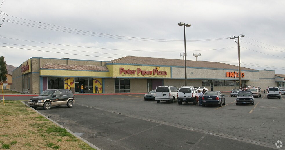 More Photos Of 348-350 N Nellis Blvd, Las Vegas Storefront For Lease