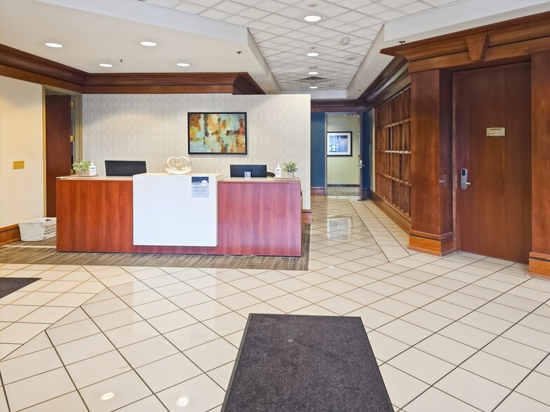 More Photos Of 200 Prosperity Dr, Knoxville Coworking Space