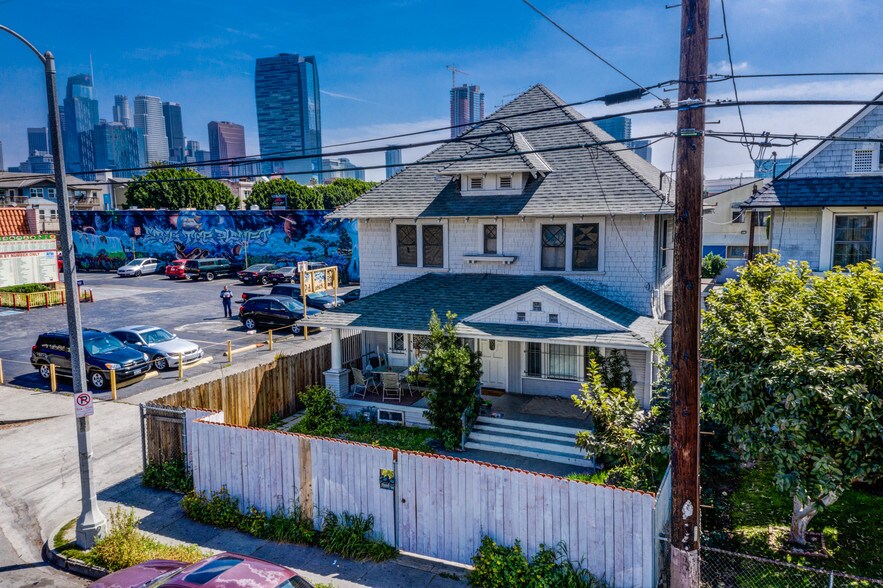 More Photos Of 1316 S Union Ave, Los Angeles Apartments For Sale