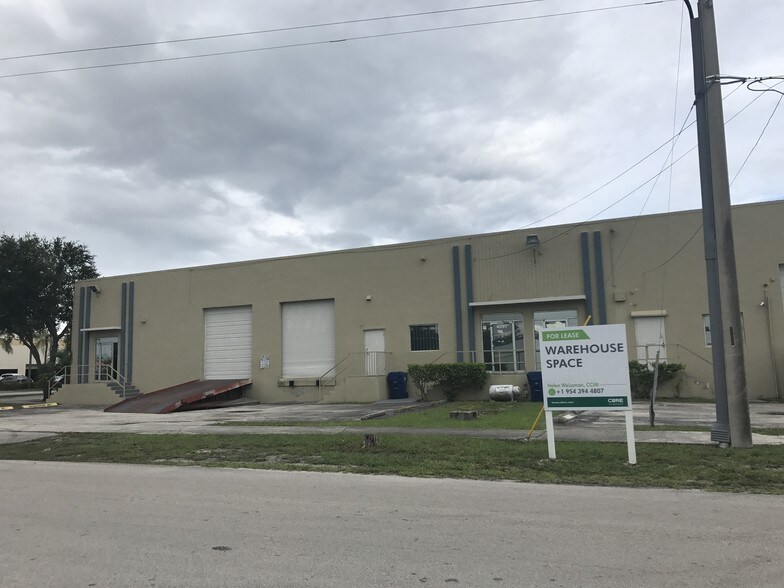 More Photos Of 4093 N 28th Way, Hollywood Warehouse For Lease