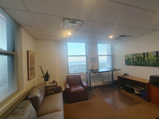 More Photos Of 50 E Washington St, Chicago Office For Sale