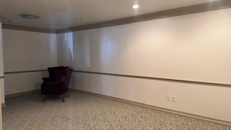 More Photos Of 446 Heights Blvd, Houston Office Residential For Lease