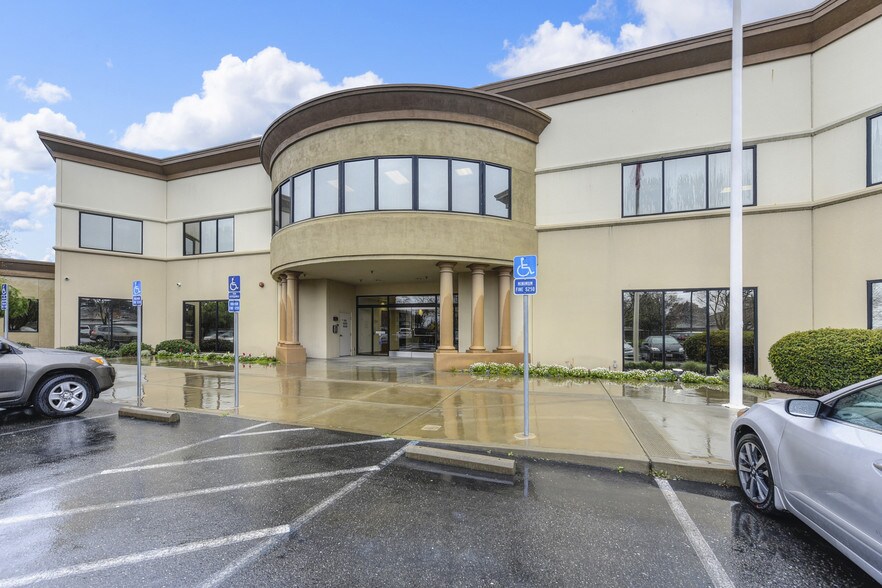 Primary Photo Of 9401 E Stockton Blvd, Elk Grove Office Residential For Lease