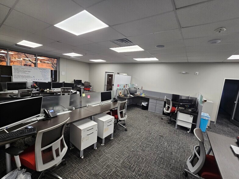 More Photos Of 456 Union Blvd, Allentown Light Manufacturing For Sale