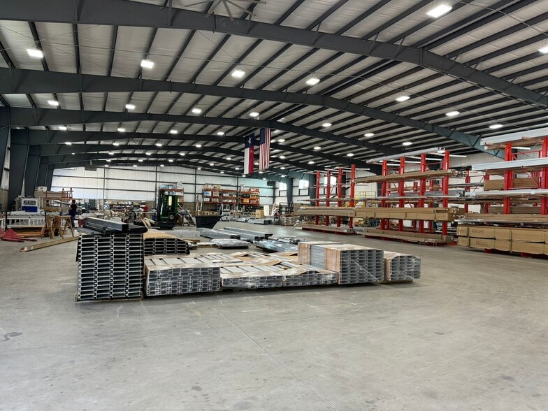 More Photos Of 4231 S TX-91, Denison Distribution For Sale
