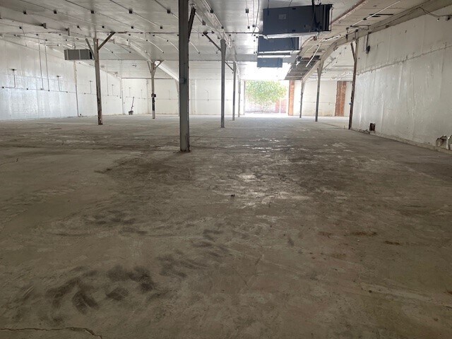 More Photos Of 2960 Chapman St, Oakland Warehouse For Lease