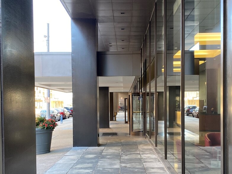 More Photos Of 40 N Main St, Dayton Office For Lease