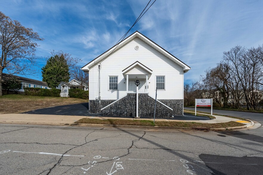 More Photos Of 1025 Maple St, Kingsport Religious Facility For Sale