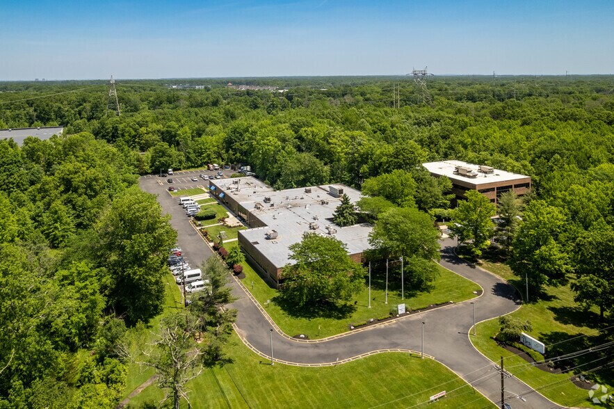 More Photos Of 219 Black Horse Ln, North Brunswick Medical For Lease