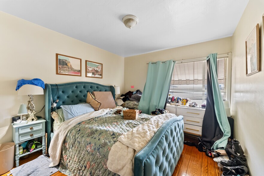 More Photos Of 1841-1843 Cedar St, Berkeley Apartments For Sale