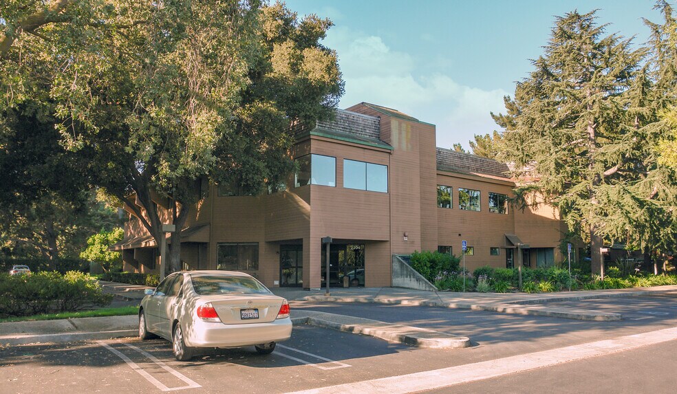 Primary Photo Of 2204 Grant Rd, Mountain View Medical For Lease