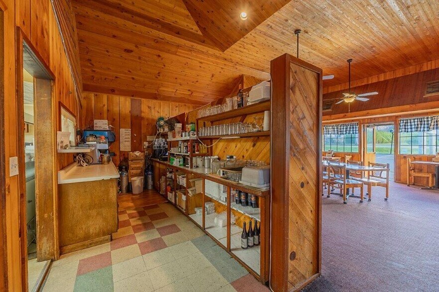 More Photos Of 3030 Oregon Ave, Bandon Restaurant For Sale