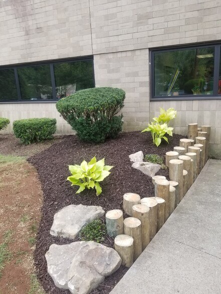 More Photos Of 4068 Mt Royal Blvd, Allison Park Medical For Lease